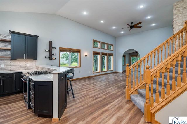 105 Jade Court, Mankato, MN 56001