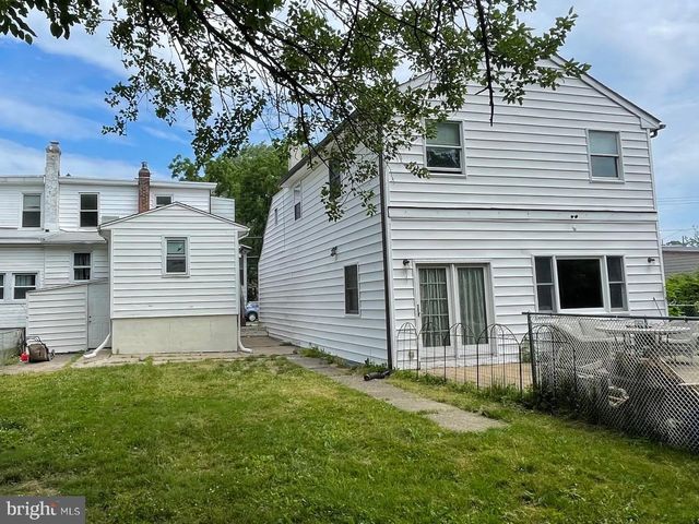 904-906 MAIN AVE, Croydon, PA 19021