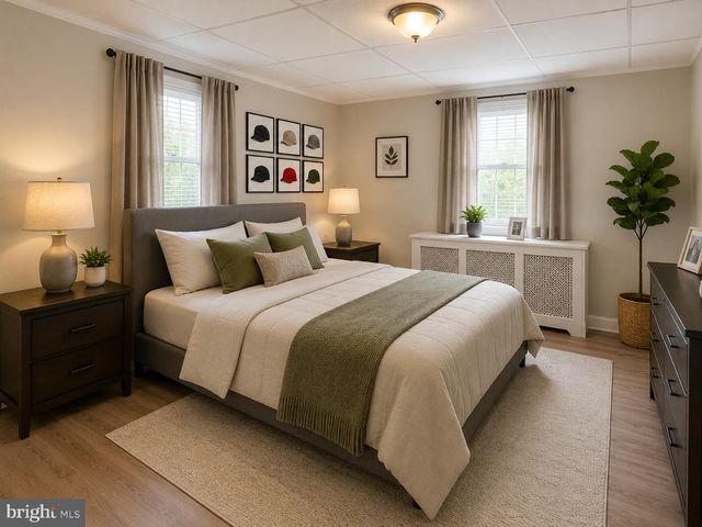 904-906 MAIN AVE, Croydon, PA 19021