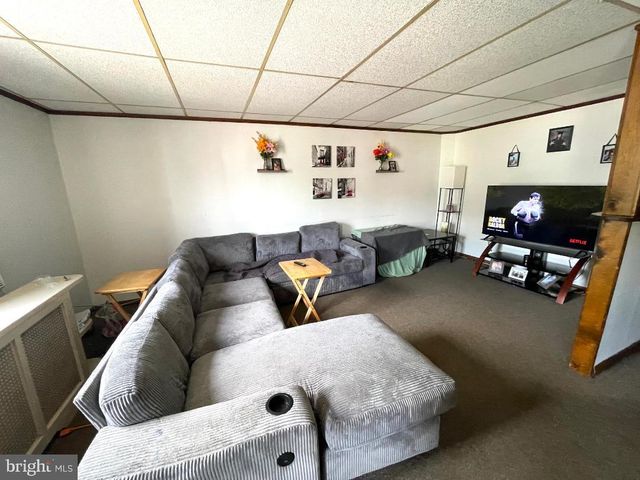 904-906 MAIN AVE, Croydon, PA 19021