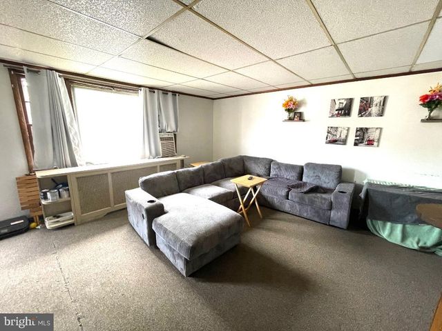 904-906 MAIN AVE, Croydon, PA 19021