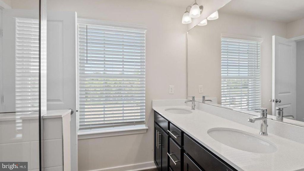 Image 25 of property listing at 7526 SILVER THREAD WAY, Brandywine, MD 20613