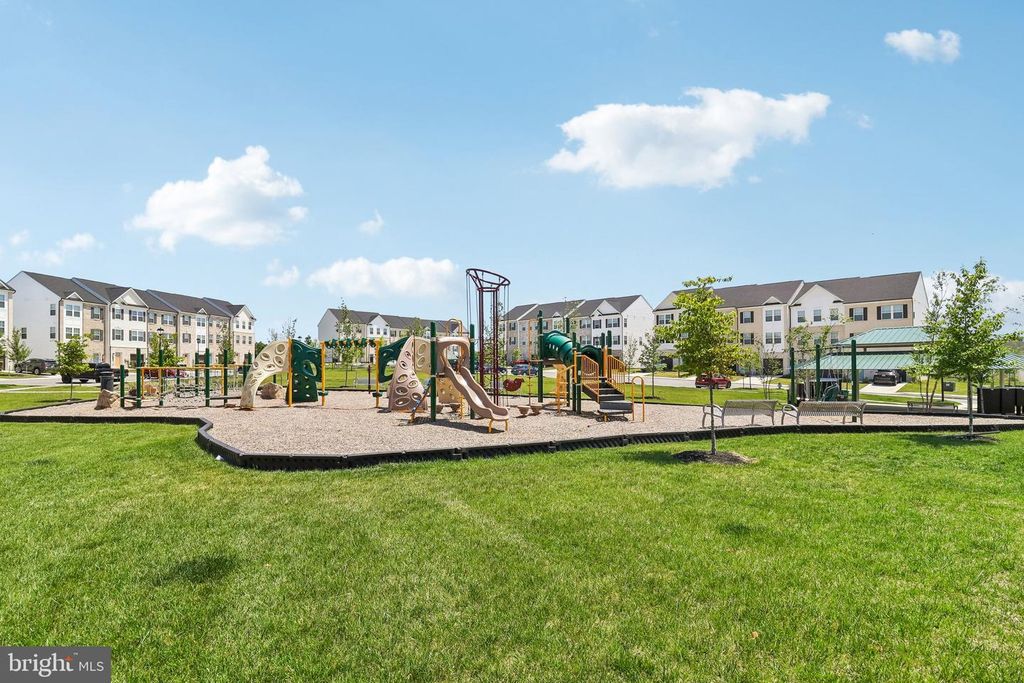 Image 39 of property listing at 7526 SILVER THREAD WAY, Brandywine, MD 20613