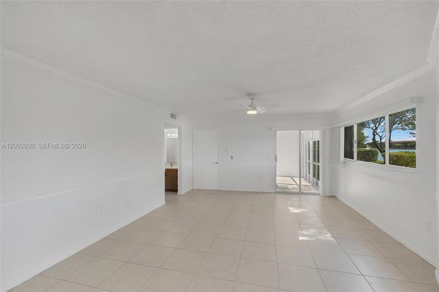 850 SW 138th Ave 108D, Pembroke Pines, FL 33027