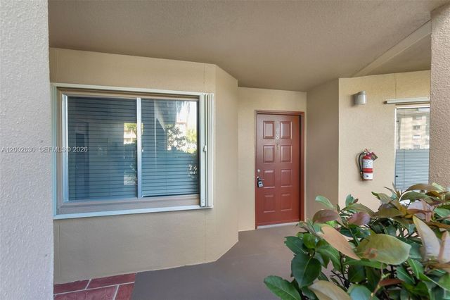 850 SW 138th Ave 108D, Pembroke Pines, FL 33027