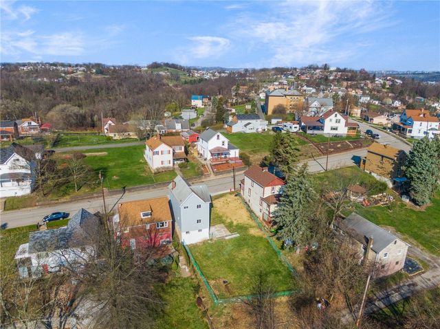 705 Burbridge St, Port Vue, PA 15133