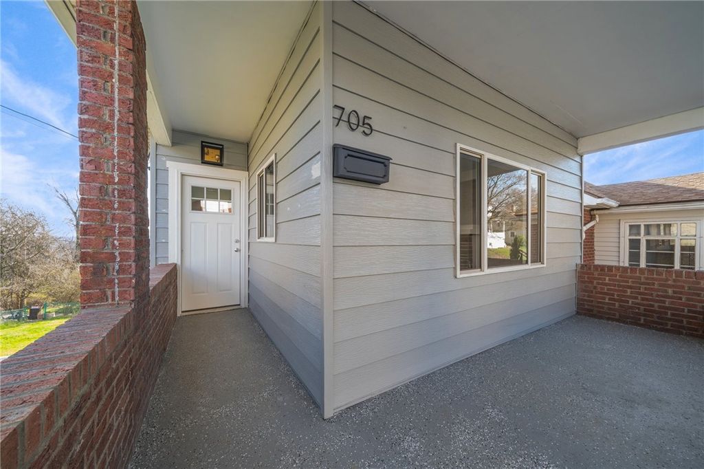 705 Burbridge St, Port Vue, PA 15133