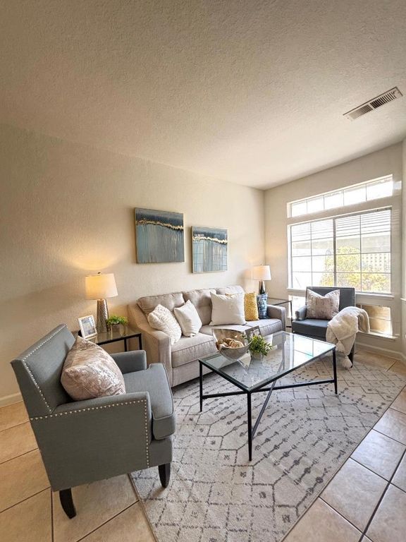 Image 12 of property listing at 903 Lake Tahoe Court, San Jose, CA 95123