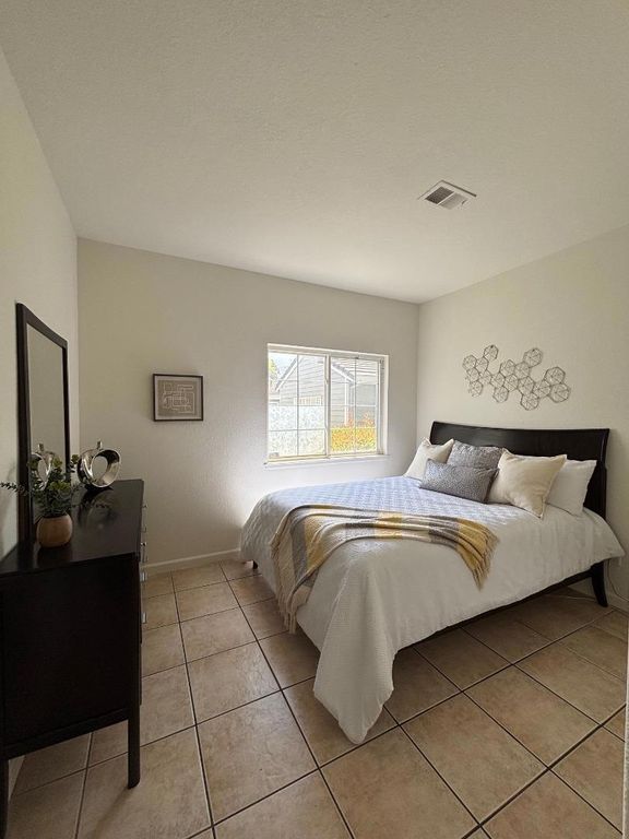 Image 15 of property listing at 903 Lake Tahoe Court, San Jose, CA 95123