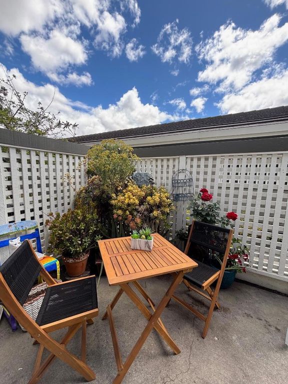 Image 7 of property listing at 903 Lake Tahoe Court, San Jose, CA 95123
