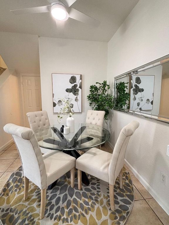 Image 9 of property listing at 903 Lake Tahoe Court, San Jose, CA 95123