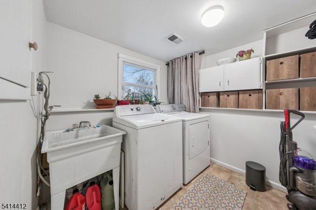 14 Sandy Hill Rd, Westfield Town, NJ 07090