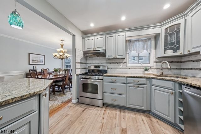 14 Sandy Hill Rd, Westfield Town, NJ 07090