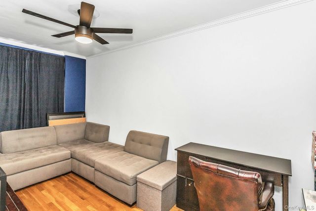 3325 90th Street 6C, Jackson Heights, NY 11101