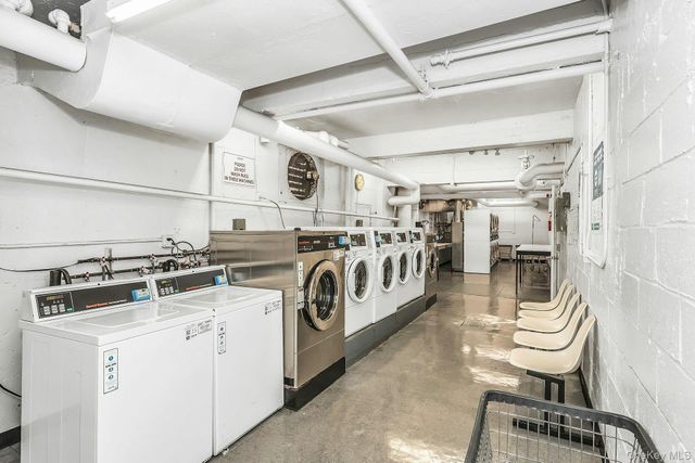 3325 90th Street 6C, Jackson Heights, NY 11101