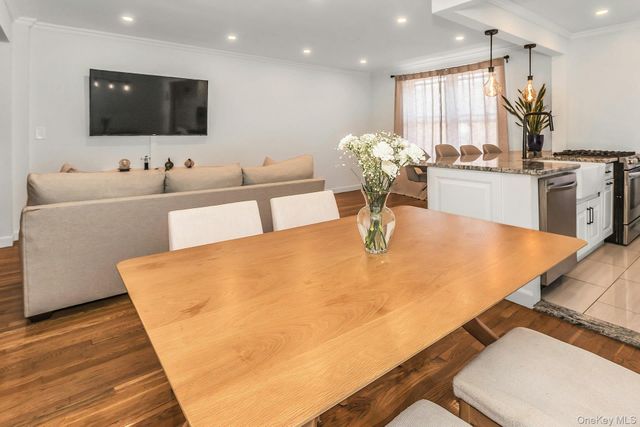 3325 90th Street 6C, Jackson Heights, NY 11101