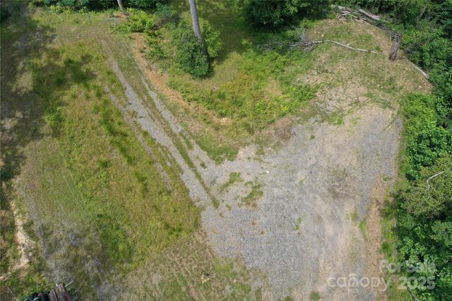 100 Mountain Field Lane, Burnsville, NC 28714