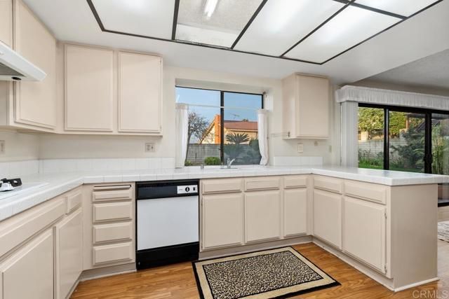 1516 Appian Way, Montebello, CA 90640