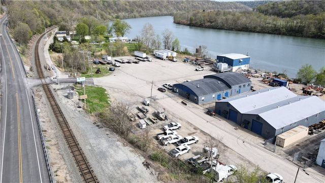 810 Low Hill Rd, Centerville, PA 15417