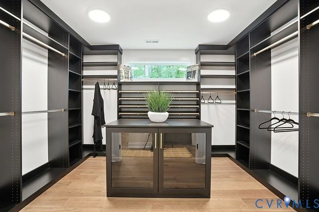 17402 Singing Bird Ct, Moseley, VA 23120