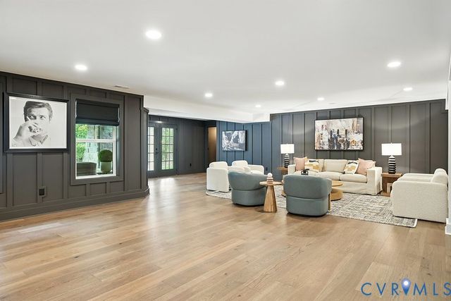 17402 Singing Bird Ct, Moseley, VA 23120