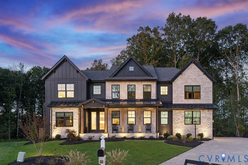 17402 Singing Bird Ct, Moseley, VA 23120