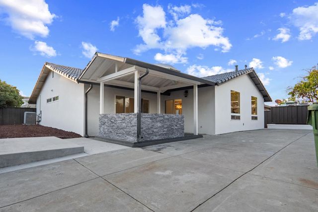 4901 Avenida De Carmen, Santa Clara, CA 95054