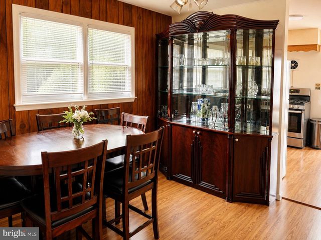 401 LAYCOCK ST, Riverside, NJ 08075