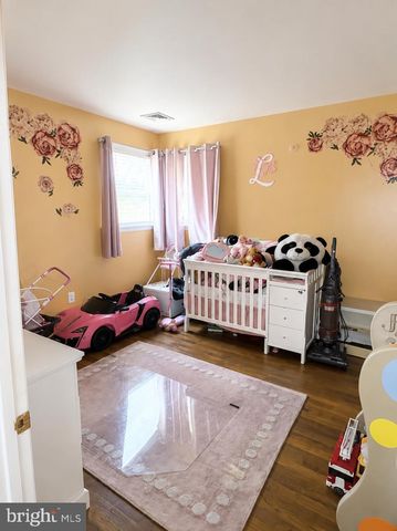 401 LAYCOCK ST, Riverside, NJ 08075
