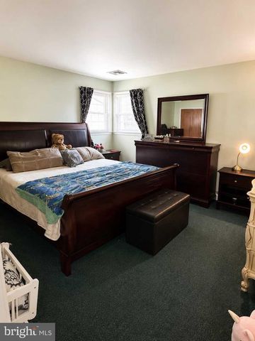 401 LAYCOCK ST, Riverside, NJ 08075