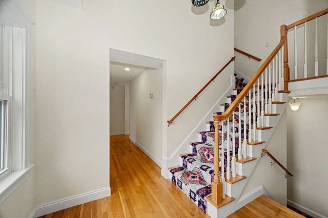 26 Princeton St 26, Newton, MA 02458