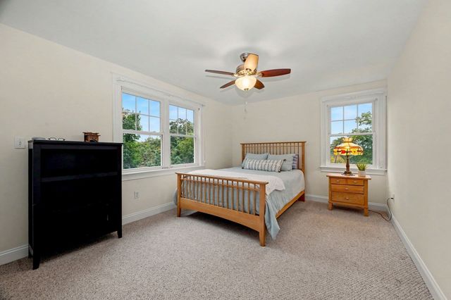 26 Princeton St 26, Newton, MA 02458