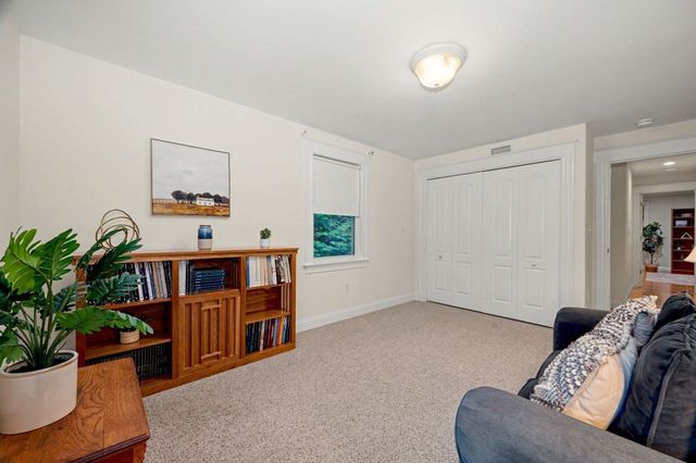 26 Princeton St 26, Newton, MA 02458