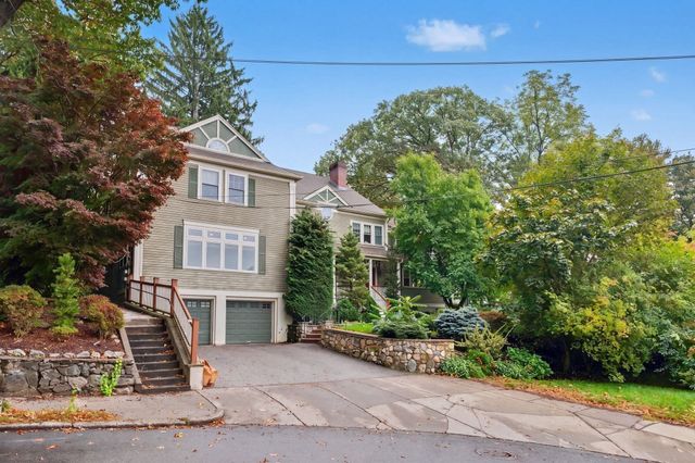 26 Princeton St 26, Newton, MA 02458