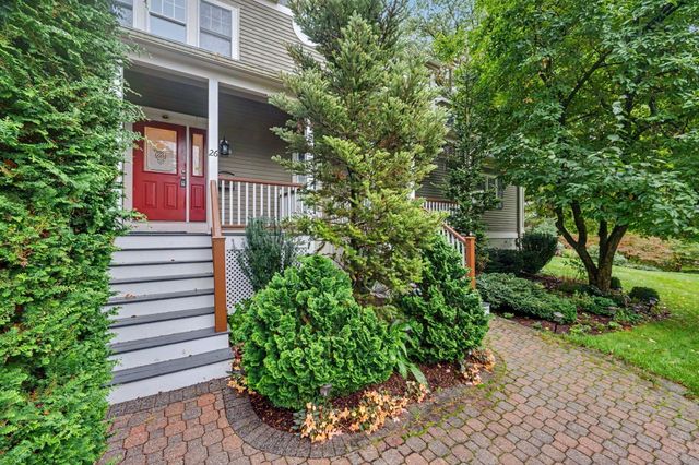 26 Princeton St 26, Newton, MA 02458