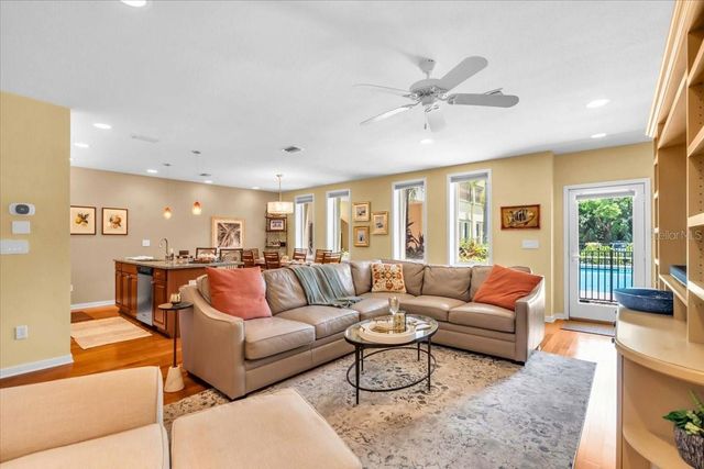 1685 LAUREL STREET 4, Sarasota, FL 34236