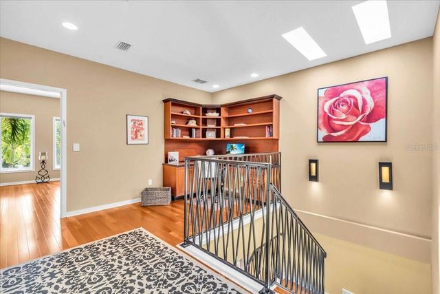 1685 LAUREL STREET 4, Sarasota, FL 34236