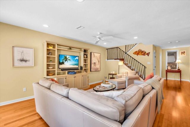 1685 LAUREL STREET 4, Sarasota, FL 34236