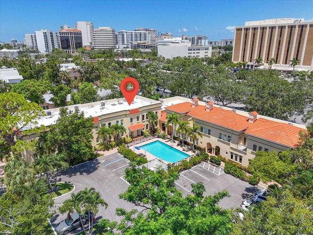 1685 LAUREL STREET 4, Sarasota, FL 34236