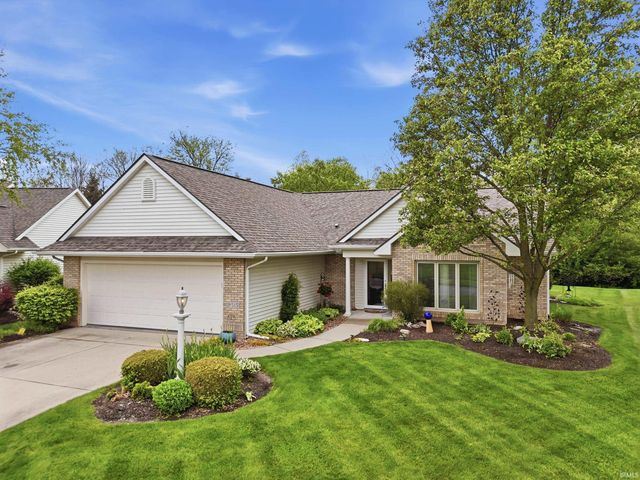9515 Colsons Hill, Fort Wayne, IN 46825