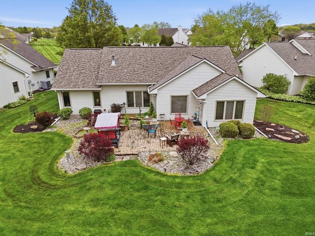 9515 Colsons Hill, Fort Wayne, IN 46825