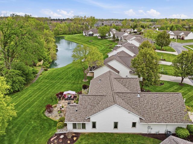 9515 Colsons Hill, Fort Wayne, IN 46825