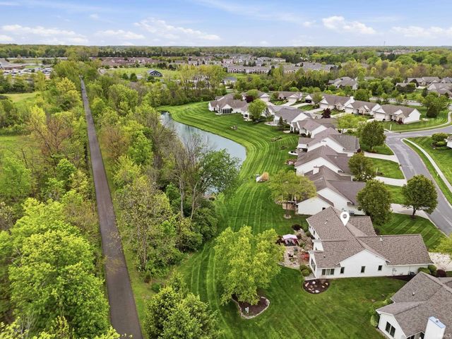 9515 Colsons Hill, Fort Wayne, IN 46825