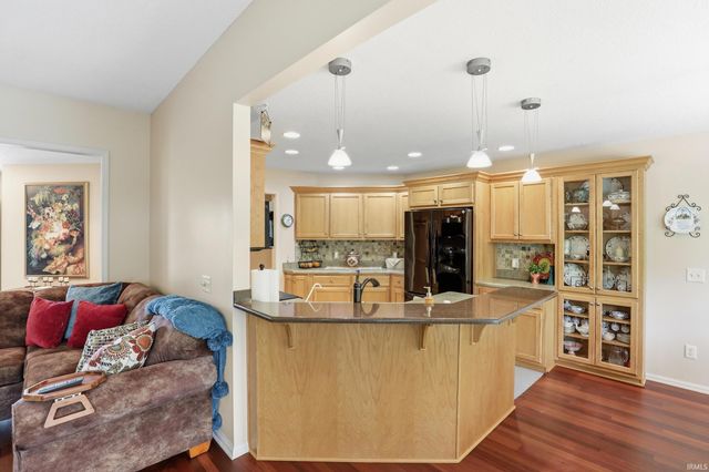 9515 Colsons Hill, Fort Wayne, IN 46825