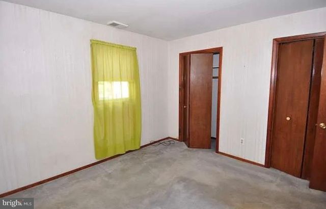 2091 OLD YORK RD, Florence, NJ 08518