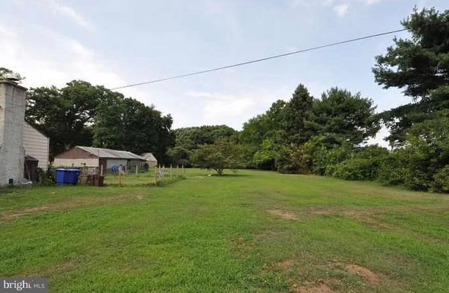 2091 OLD YORK RD, Florence, NJ 08518