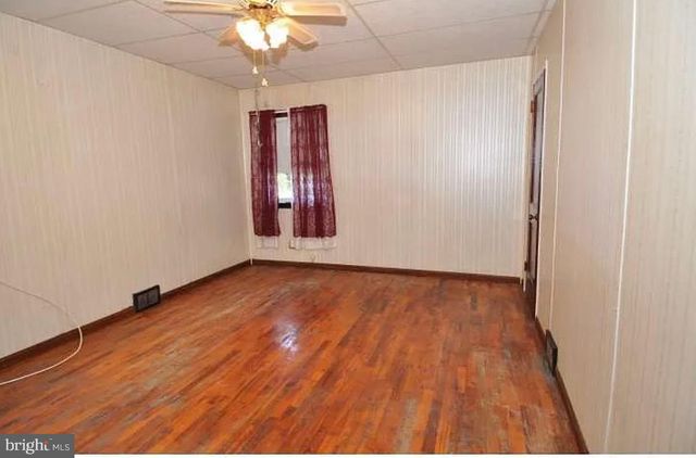 2091 OLD YORK RD, Florence, NJ 08518