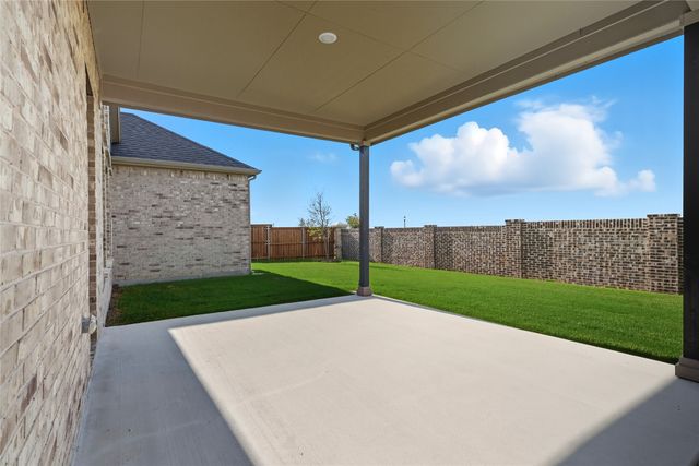 544 Pebble Drive, Waxahachie, TX 75167