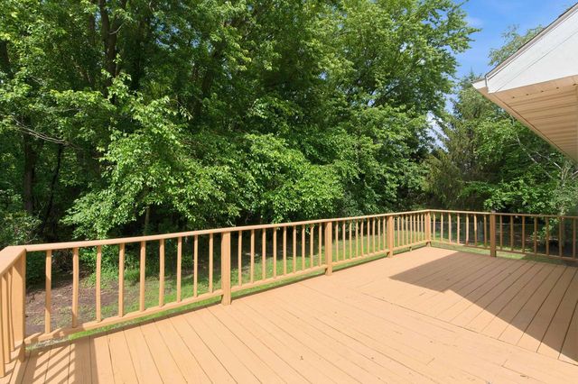 3130 Rockport Park DRIVE, Janesville, WI 53548