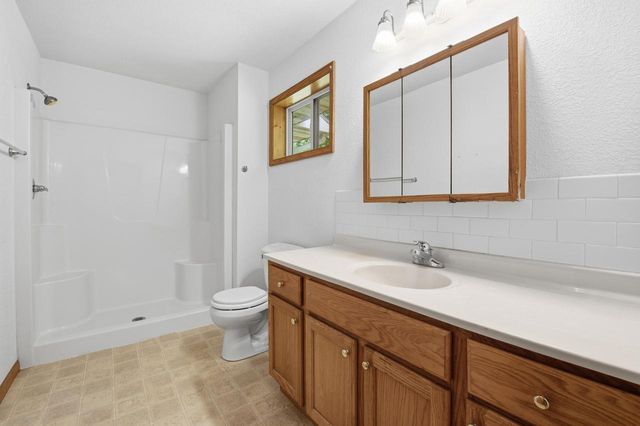 3130 Rockport Park DRIVE, Janesville, WI 53548